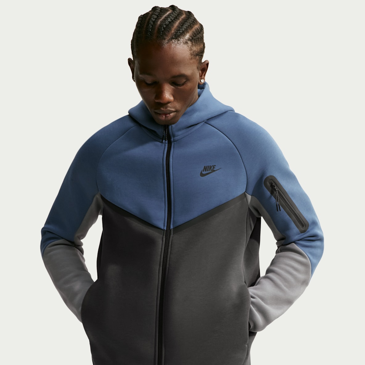 Sportswear Blue Tech Fleece. Nike.com